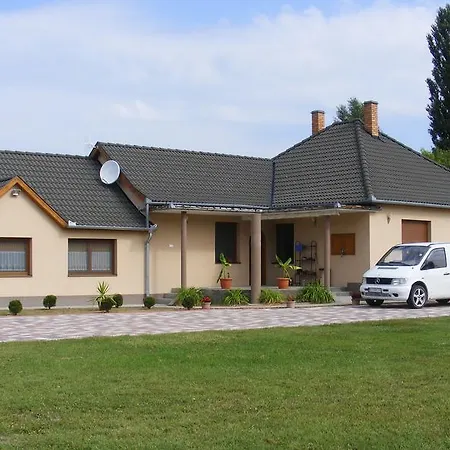 Szerencsecsillag Vendeghaz Gasthuis