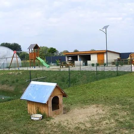 Szerencsecsillag Vendégház *